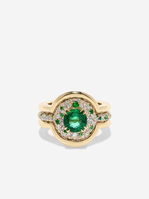 Contour Round Emerald & Scattered Diamond Ring